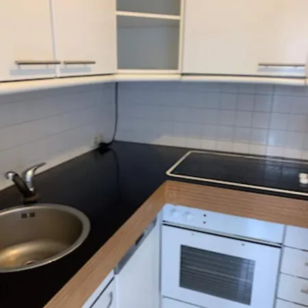 Bright Old Building Whole كولونيا